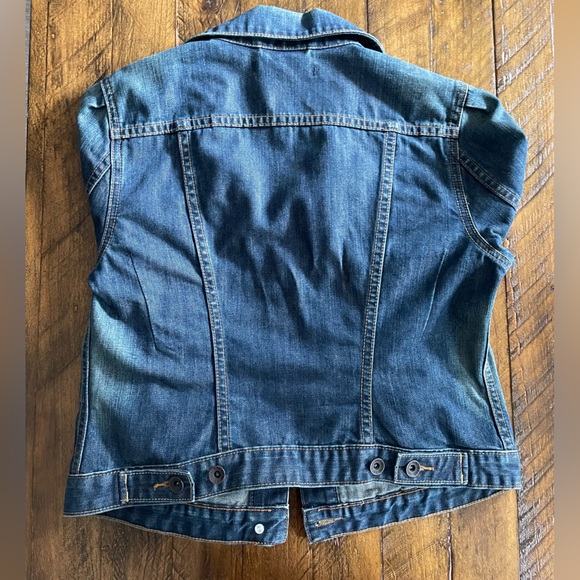 Nineteen Sixty Nine Gap vintage denim jacket - Picture 5 of 10